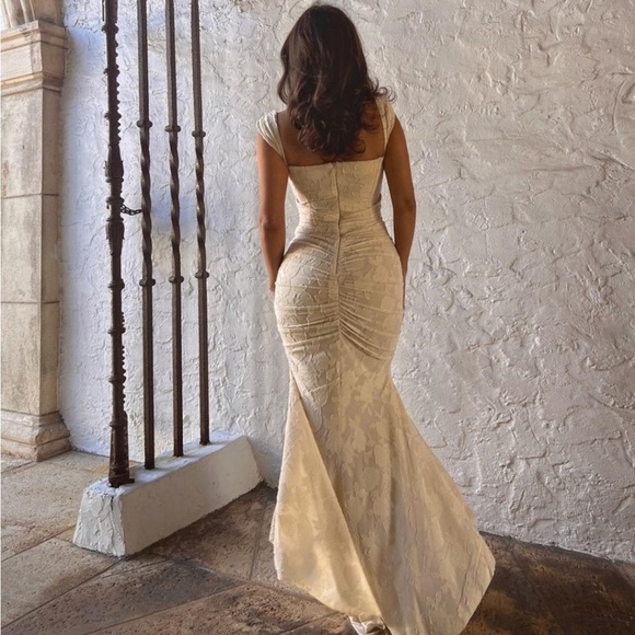 House of CB 'Cesca' Vintage Cream Floral Maxi NWOT size XL - Picture 13 of 13